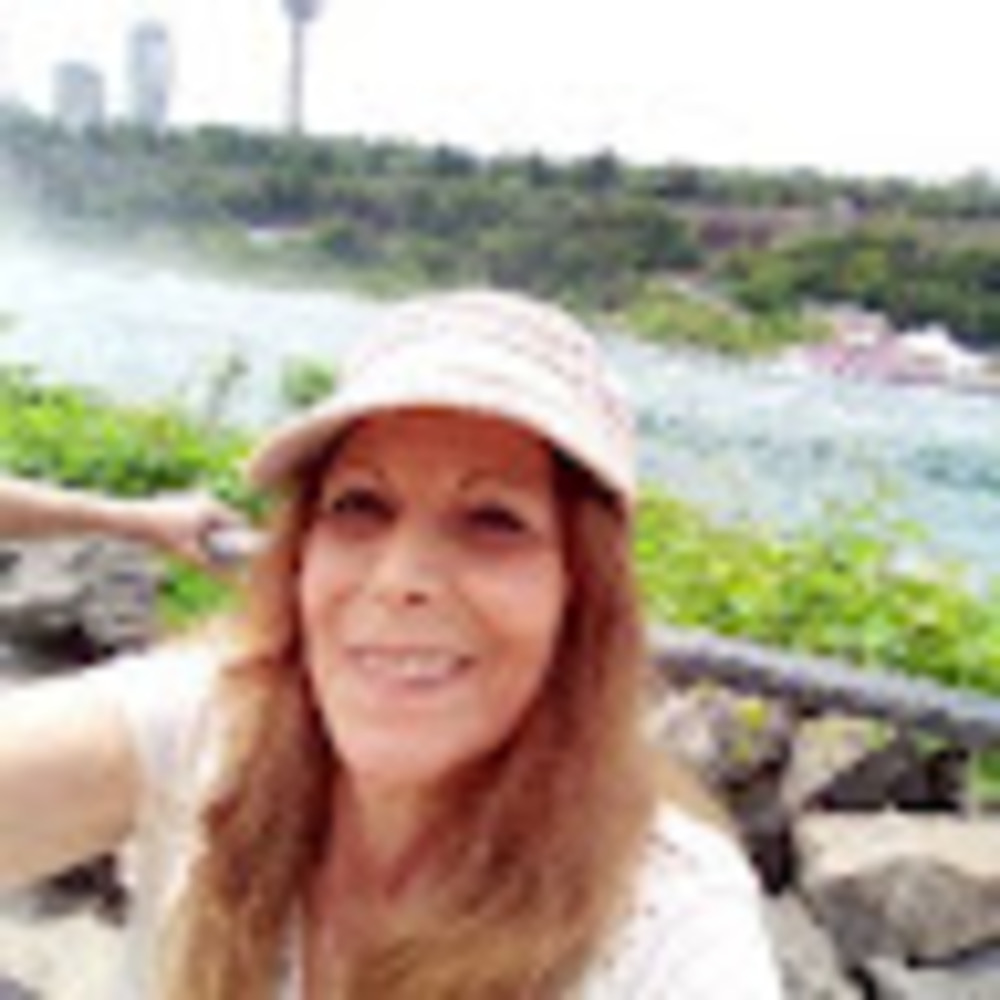 Meet your Posher, Sheri